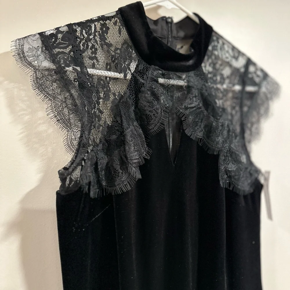 White House Black Market Black Velvet & Lace Veiling Evening Shift Dress Size 2